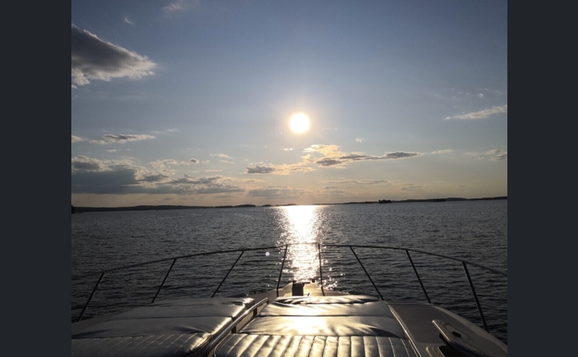 Bayliner Avanti Express 3255-kuva-7